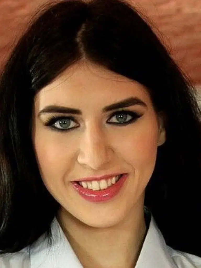 Sheril Blossom Biography: Wiki, Age, Career, Height, Weight, Boyfriend, Net Worth & More